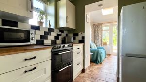 Kitchen- click for photo gallery